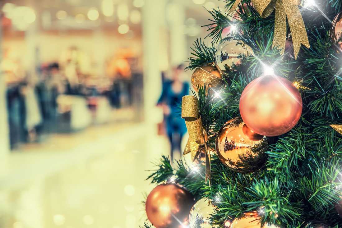 How to Handle Holiday Decorations Once the Season is Over