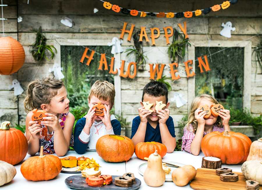 How to Have a Halloween Party for Kids