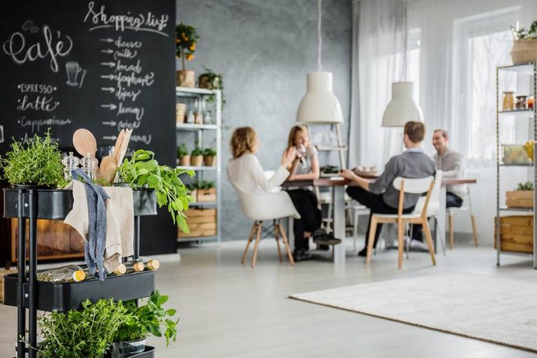 Group conversing at a cafe