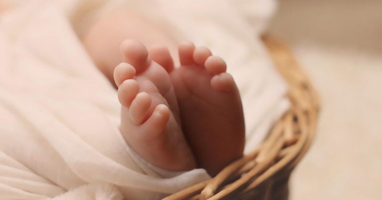 newborn baby feet